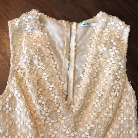 Urban Outfitters Lace Dress - Picture 5 of 8